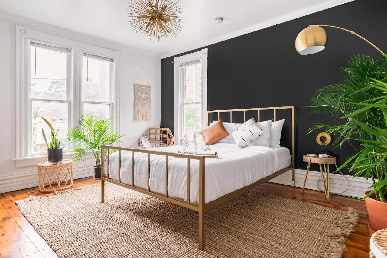 Villa Short North Convention King Bed Free Parking! Columbus Сasa de vacaciones