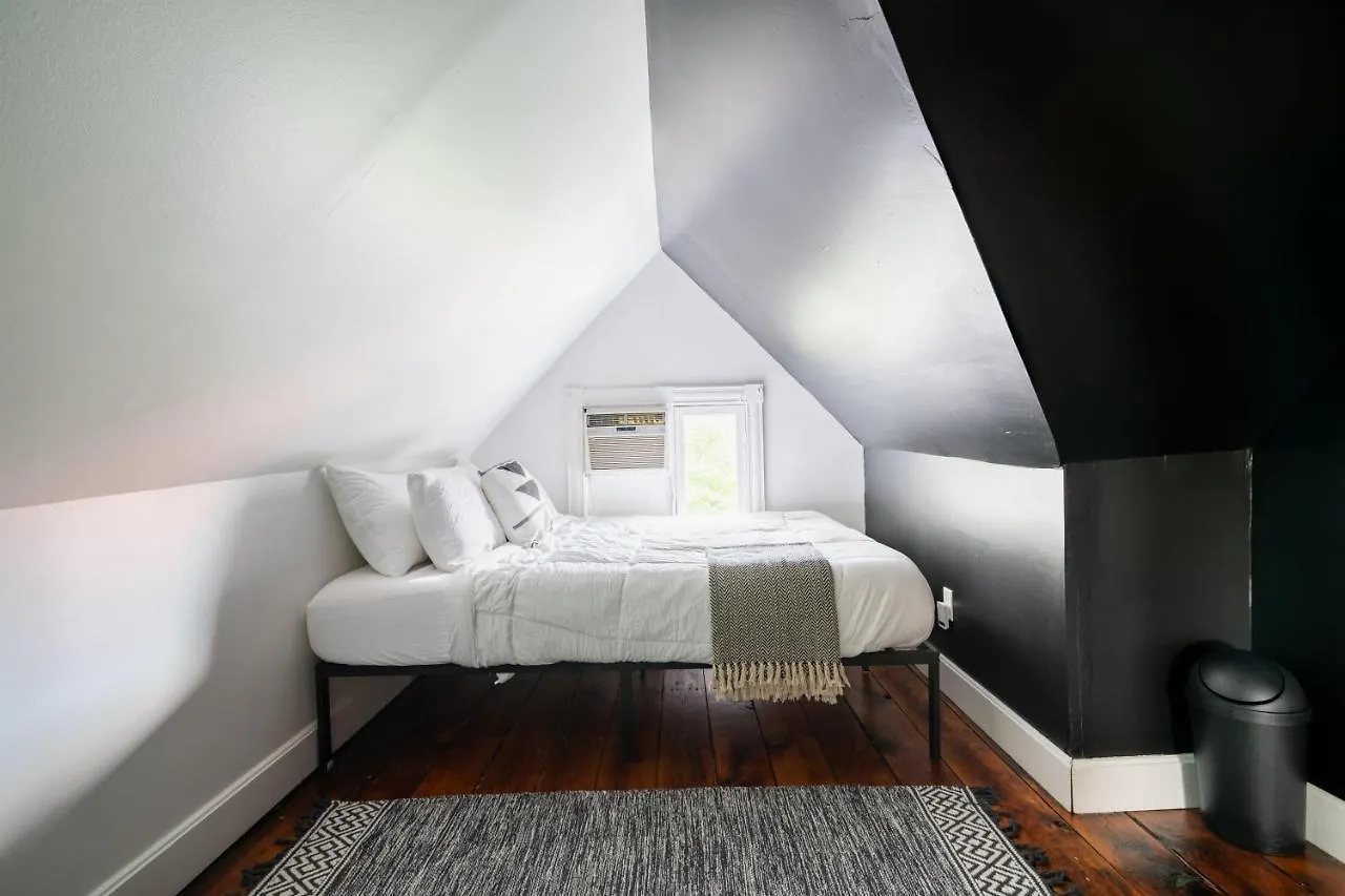 Villa Short North Convention King Bed Free Parking! Columbus Сasa de vacaciones